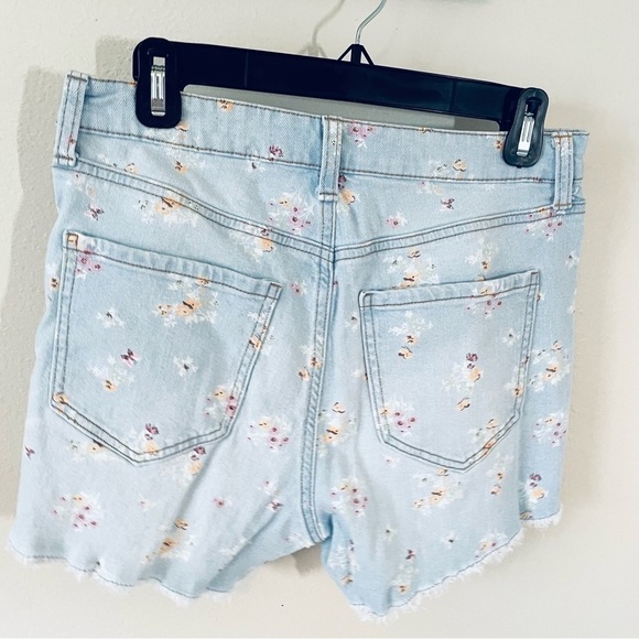 Lot of 3 Girls Jeans Shorts, Size XXL (18) - Junior - Picture 9 of 10